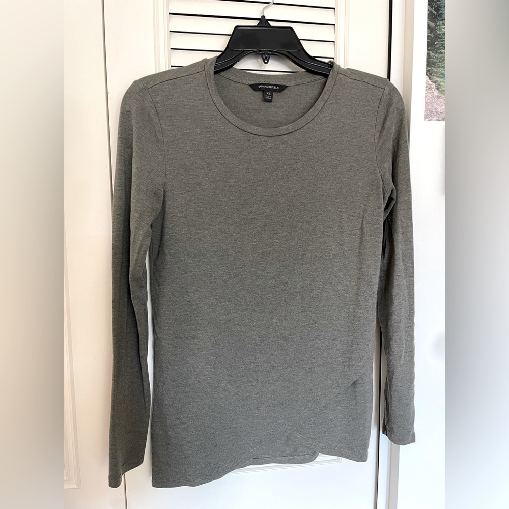 Banana republic olive long sleeve shirt